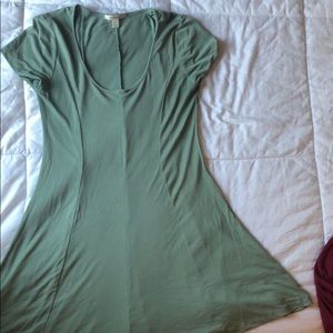 Francesca’s light green sundress/t-shirt dress